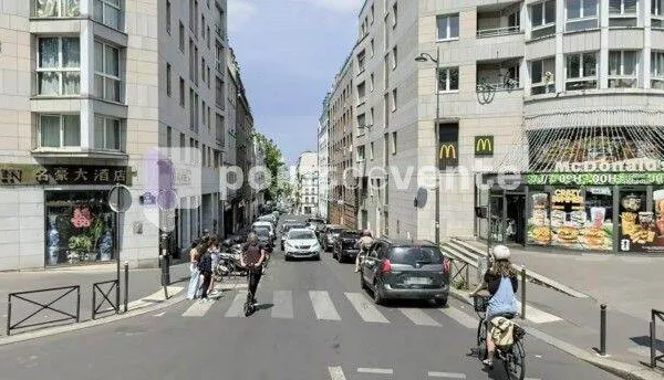 Local commercial 60 m²