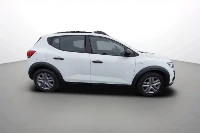 Dacia Sandero eco-g 100 — photo 7
