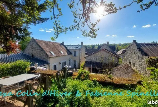Maison 9 pièces 180 m²