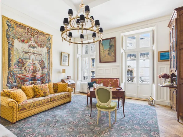 Morlaix - Appartement alliant art de vivre et art déco au sein d'un immeuble particulier