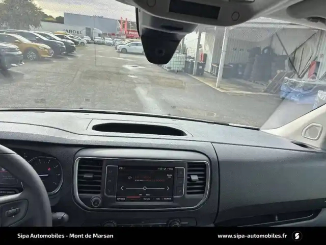 Citroën Jumpy fgn xl diesel 150 ch manuelle — photo 39