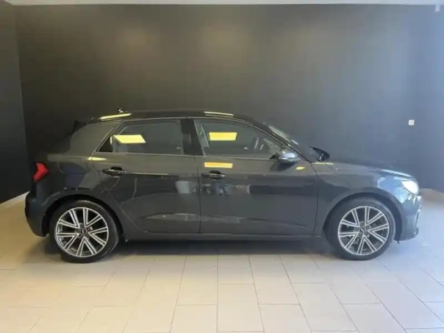 Audi A1 sportback 25 tfsi 95ch advanced — photo 8