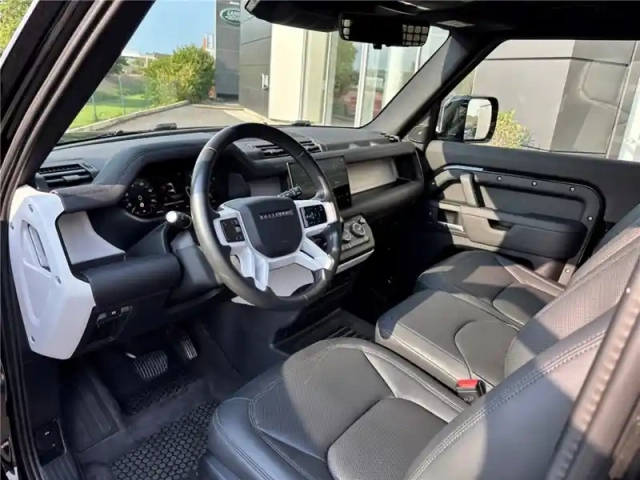Land Rover Defender 90 d250 mhev bva8 hardtop x-dynamic — photo 16