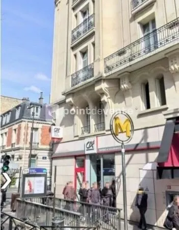 Commerce mobilier/décoration 110 m²