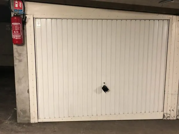 A louer Box Gambetta-Pyrénées