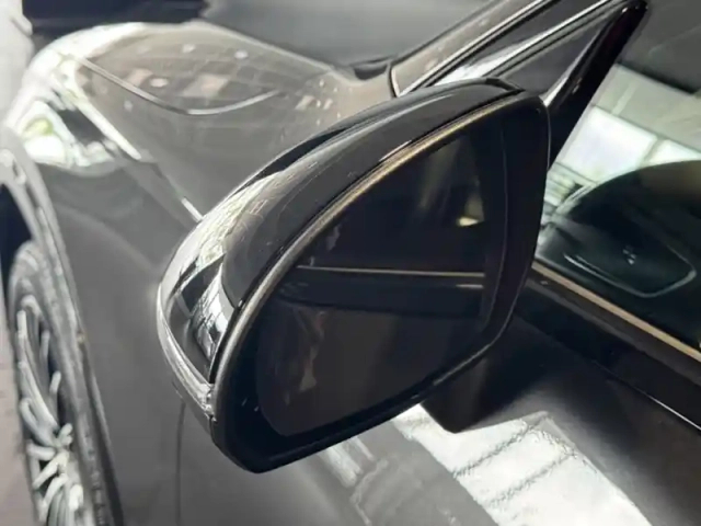 Mercedes Glc 300 e  hybrid eq 4matic am — photo 46
