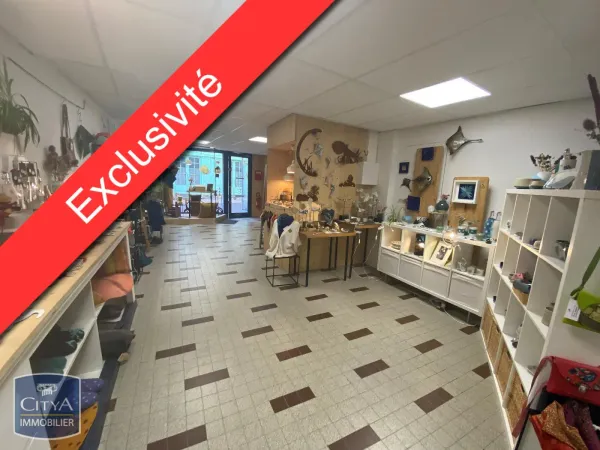 Parking/Garage/Box 81 m²