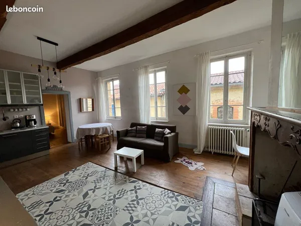 Maison de village - Elec chauff compris - Appt Duplex T3