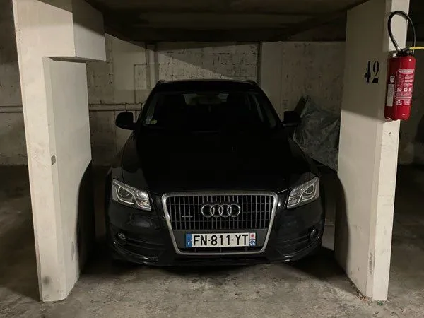 Parking couvert au 1er sous sol