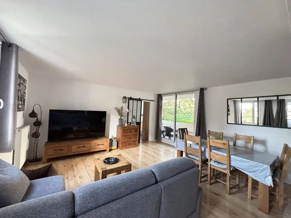 Appartement 6 pièces 105 m²