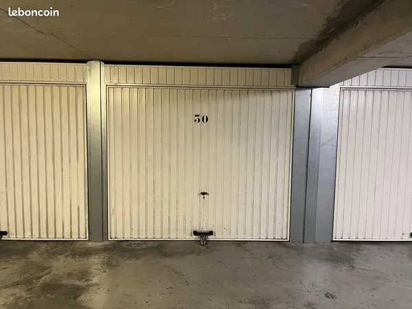 Double box stationnement en long - 30m2