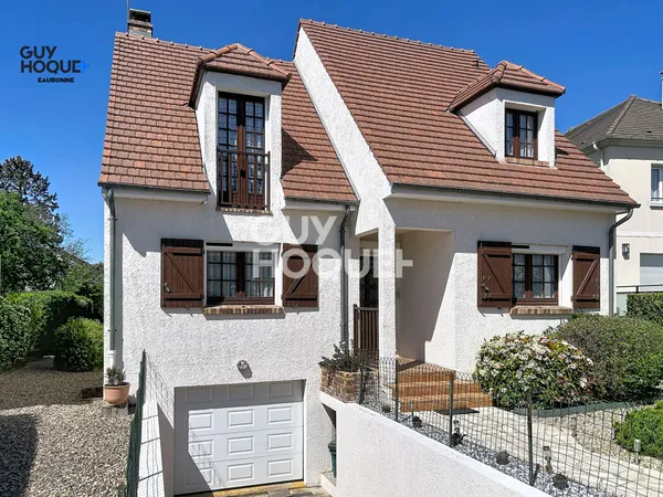 Maison à vendre de 6 pièces de 114.52 m² loi carrez