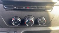 Renault Master F3500 L2H2 2.3 Blue dCi 135ch Confort Euro6 — photo 23