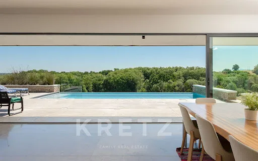 Maison 7 pièces 300 m²