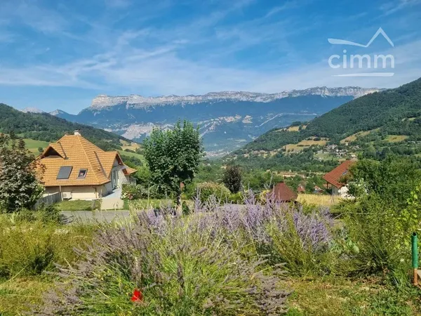 THEYS - Terrain à bâtir - vue massifs