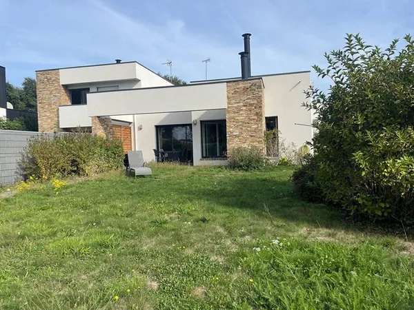 Maison de plain-pied 4 pièces 95 m²