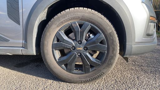 Dacia Jogger 1.6 140 Hybrid EDC - Extreme – 2023 – 44112 km – Hybride essence – Boîte Automatique — photo 21