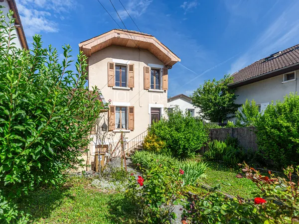 AGENCE IMMOBILIERE LAFORET - CO-EXCLUSIVITE - "PÂQUERETTE" - ANNECY / CRAN-GEVRIER - MAISON 65,63m² 