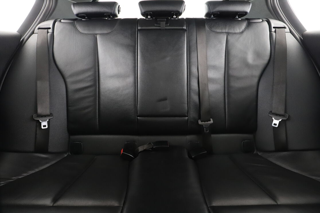 BMW Série 1 116i M Sport Ultimate — photo 14