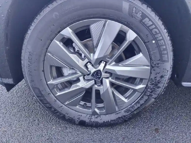 Peugeot 5008 hybrid 145 e-dcs6 — photo 34