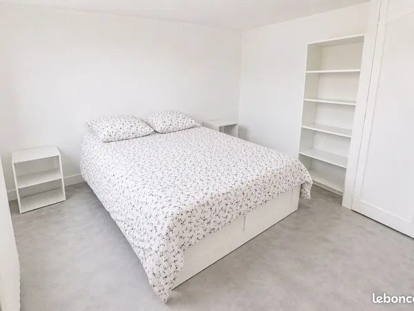 37m² appt refait neuf meublé quartier Cézeaux - Rotonde - CHU Montpied - universités