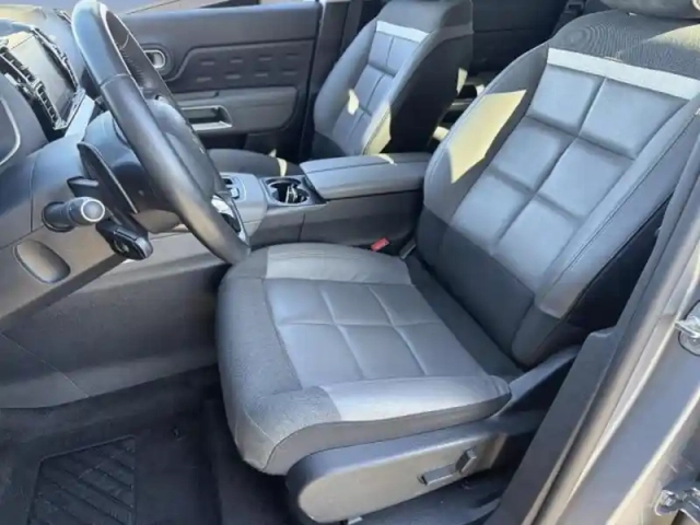 Citroën C5 Aircross hybrid 225ch shine pack e-eat8 — photo 9