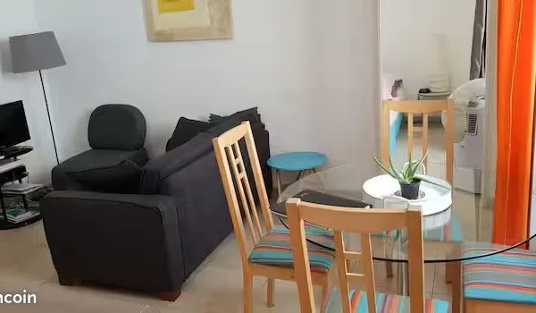 Meublé 3 pièces Vieux Nice à Louer