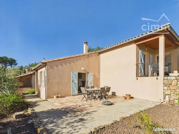 Villa 4 pièces 84 m²