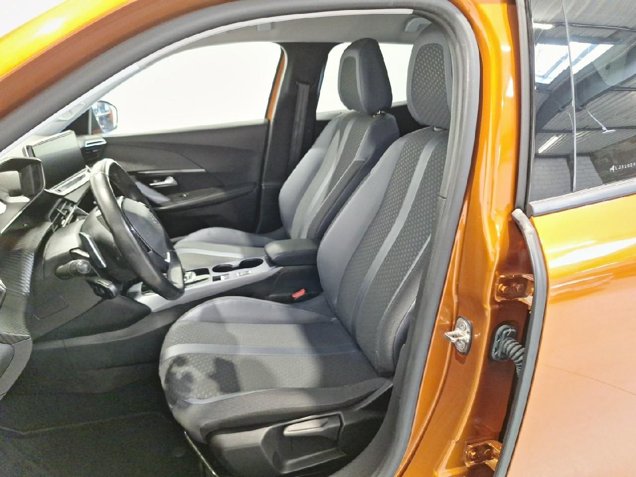 Peugeot 2008 bluehdi 130 s&s eat8 allure business — photo 9