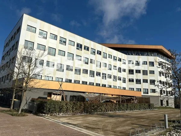 Bureau 1036 m²