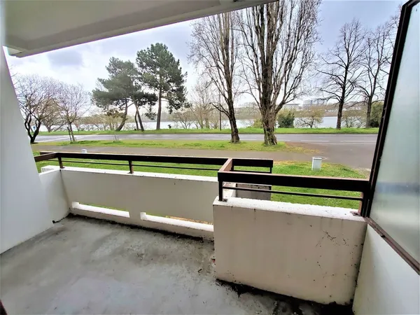Beaulieu-Mangin 39 m2 avec balcon vue Loire