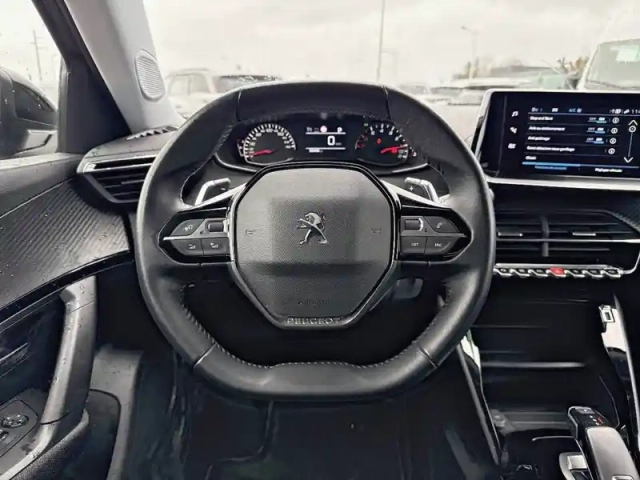 Peugeot 2008 puretech 130 s&amp;s eat8 — photo 37