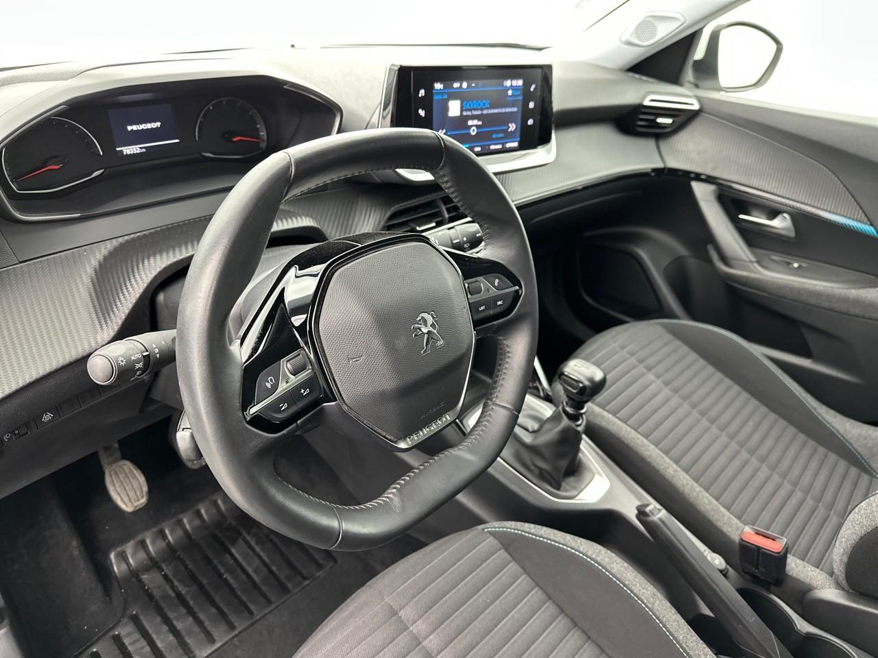 Peugeot 2008 puretech 100 s&s bvm6 style — photo 9