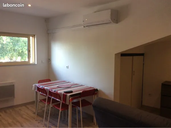 Loue appartement meublé centre ville Valence libre 1 er octobre