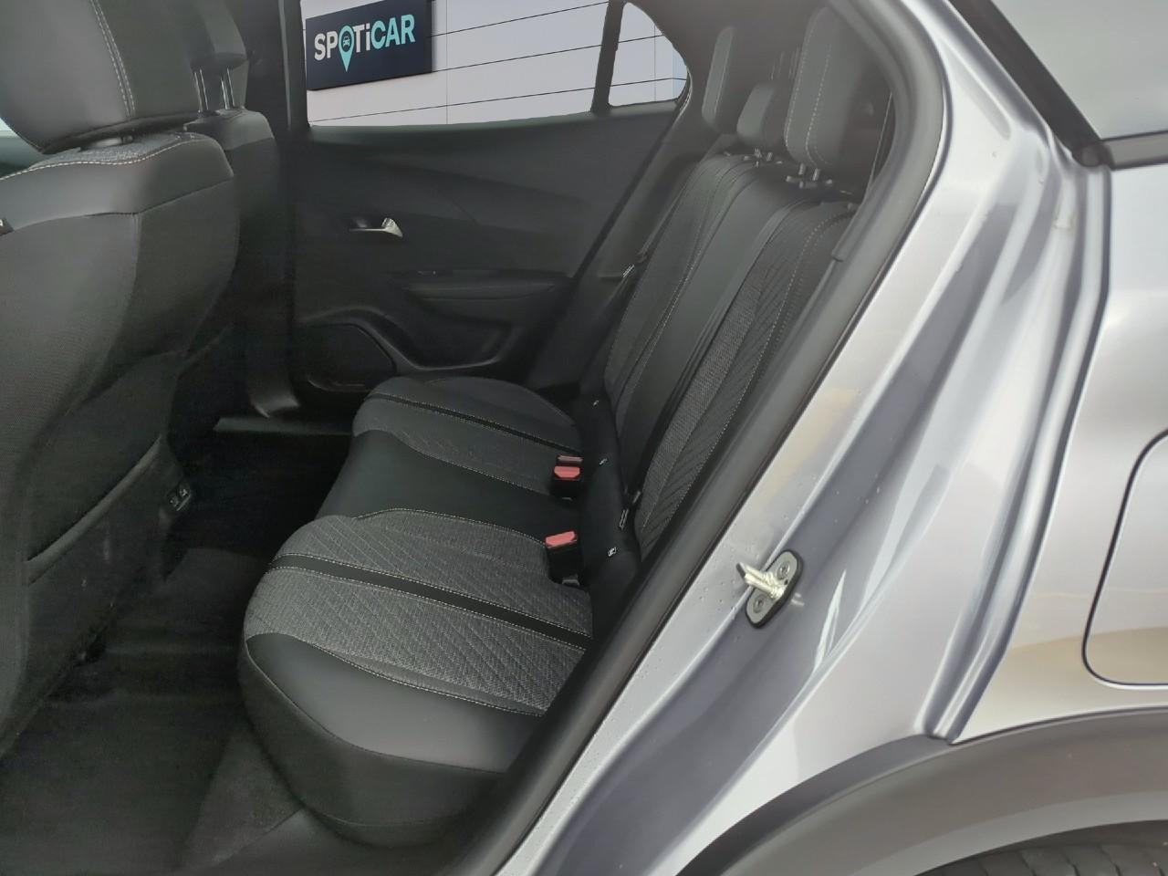 Peugeot 2008 hybrid 145 ch e-dcs6 allure — photo 10