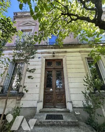 Maison 339 m²