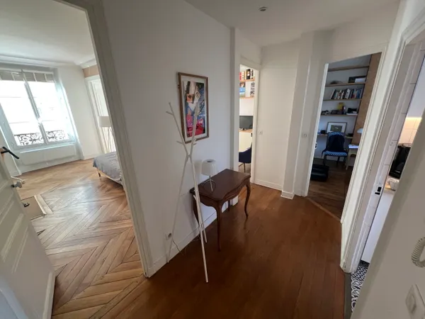 Appartement de caractère à deux pas de l'Opéra
