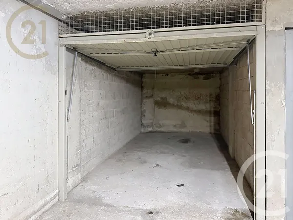 Box de stockage 12 m²