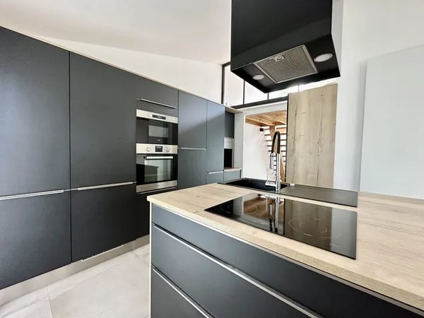 Villeneuve d'Ascq : Plain-pied individuel de 119 m2, 3 chamb