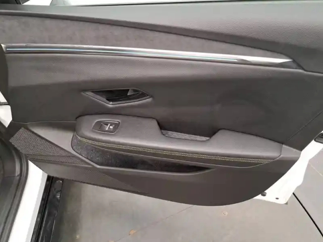 Renault Megane e-tech ev60 220 ch super charge — photo 25
