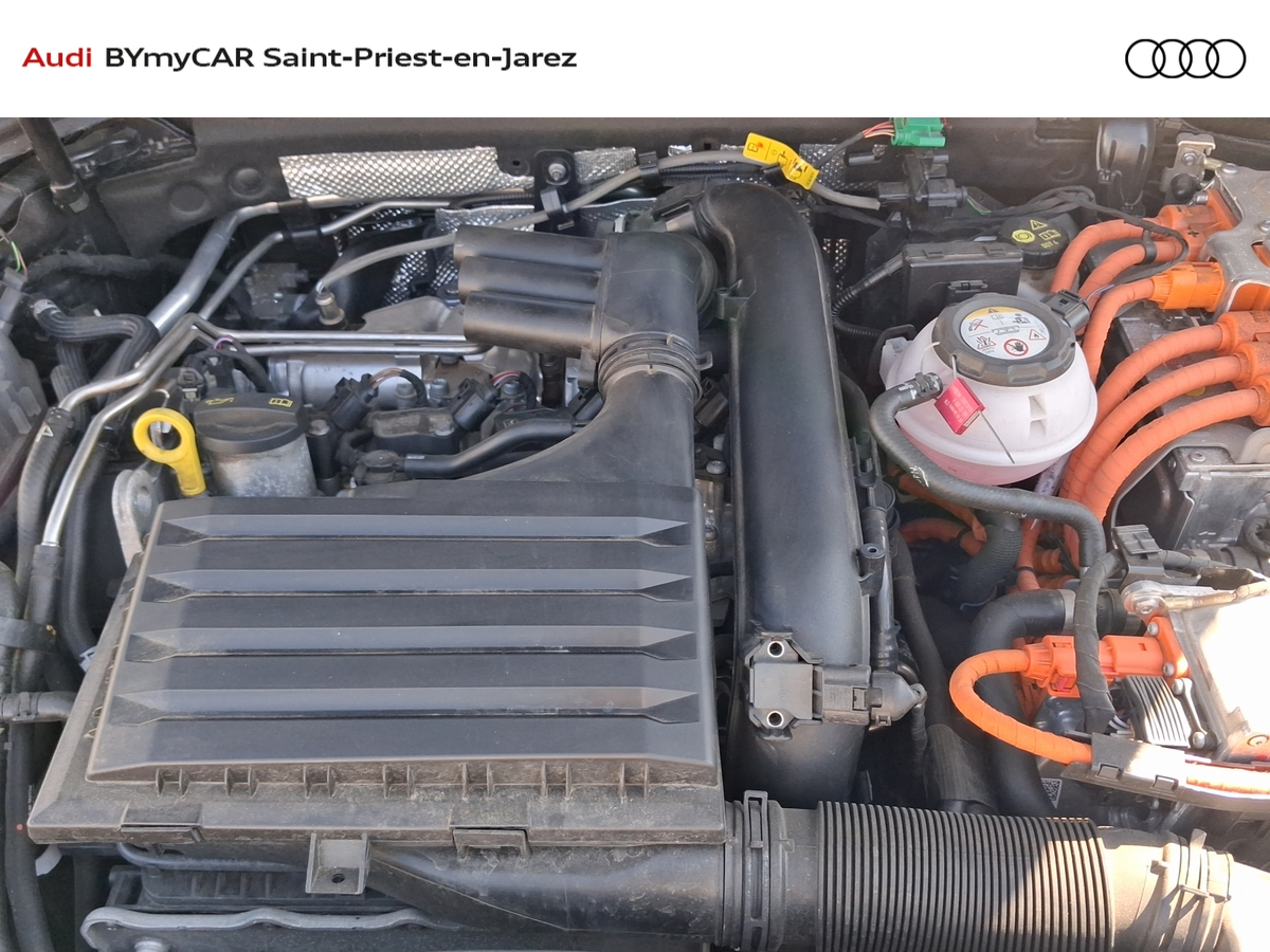 Audi A3 Sportback 40 TFSIe 204 S tronic 6 — photo 18