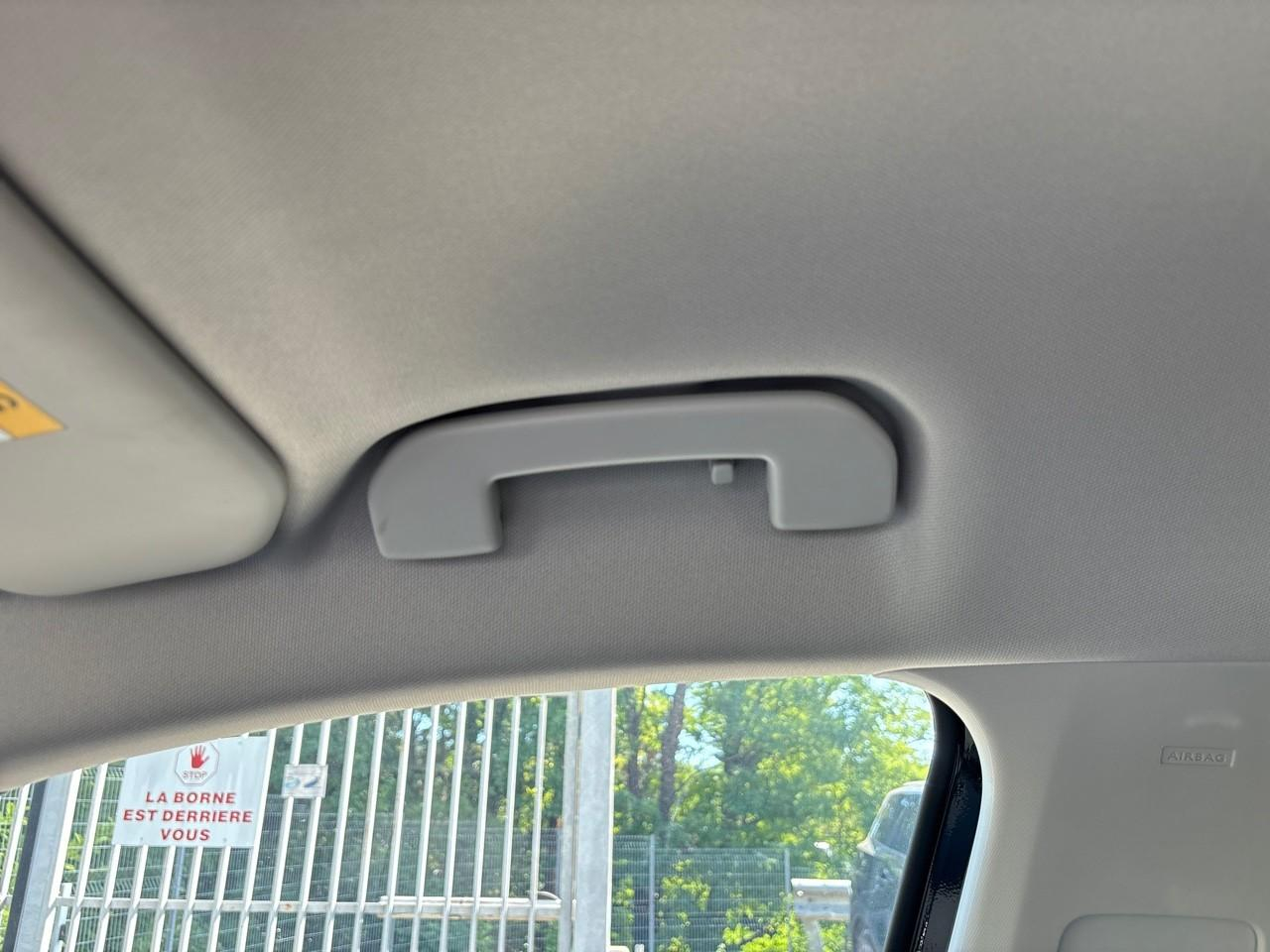 Citroën C5 Aircross hybrid rechargeable 225ch shine e-eat8 — photo 47