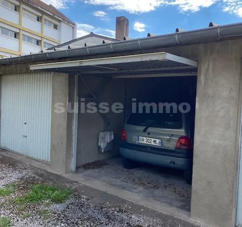 Parking / box - 160 m2