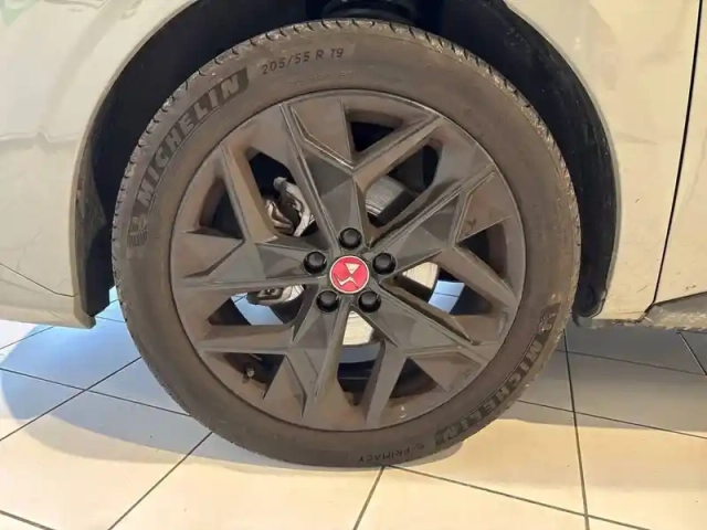 Ds Ds 4 puretech 130 eat8 — photo 6