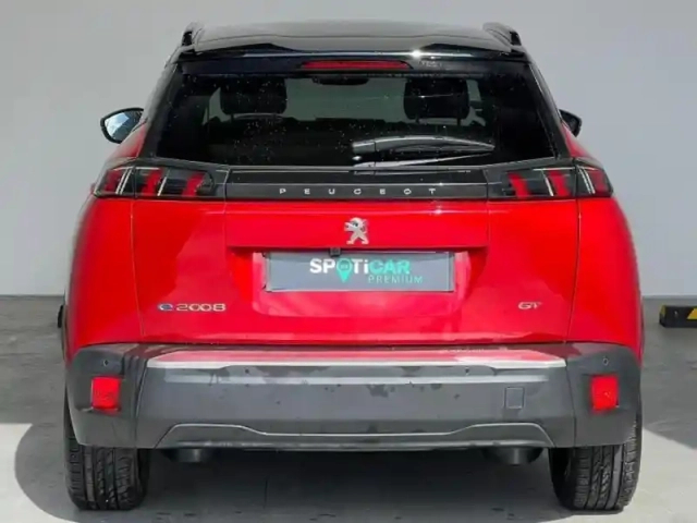Peugeot 2008 e- 136ch gt — photo 3