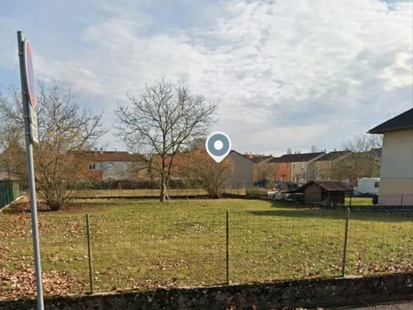 Terrain constructible 909 m² - Saint-Dizier