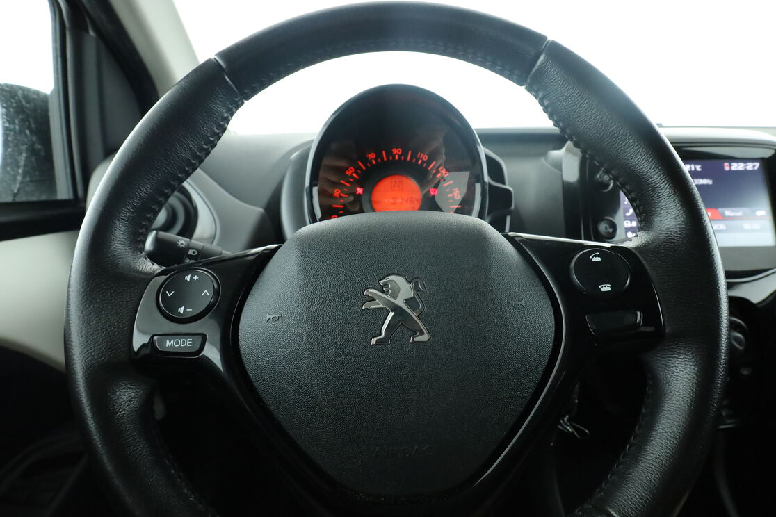 Peugeot 108 1.0 VTi Style ETG5 — photo 16