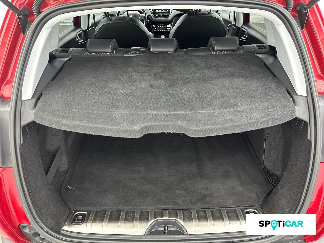 Peugeot 2008 1.2 puretech 110ch e6.c allure s&s eat6 — photo 6