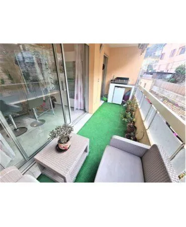 F2 48,5 m² + terrasse + cave - Décote 20 % - 195 000