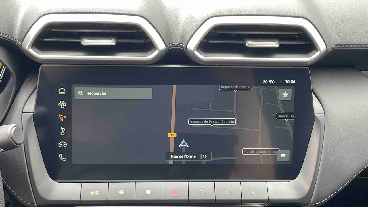 MG ZS 1.5 L Hybrid+ 197 ch — photo 14